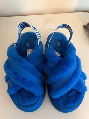 UGG royal blue size 8